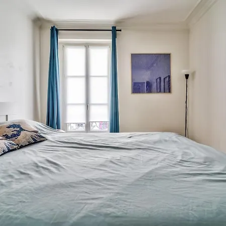 Daire Charme Parisien 4 Personnes *